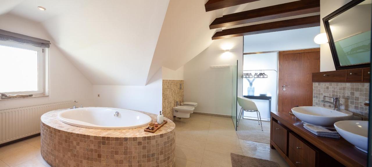 Silver Willow Luxury Apartment Sopron Eksteriør bilde